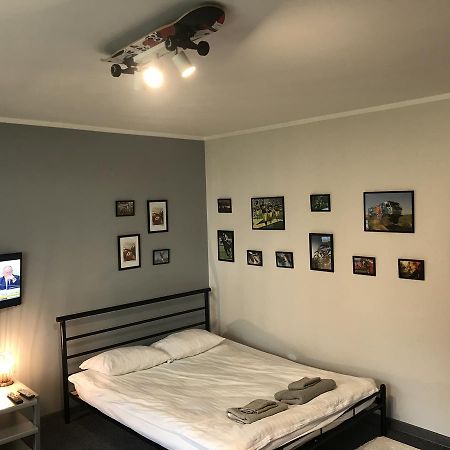 オルシュティンSportowy Apartament Nad Jezioremアパートメント エクステリア 写真