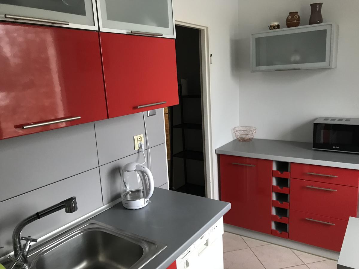 オルシュティンSportowy Apartament Nad Jezioremアパートメント エクステリア 写真